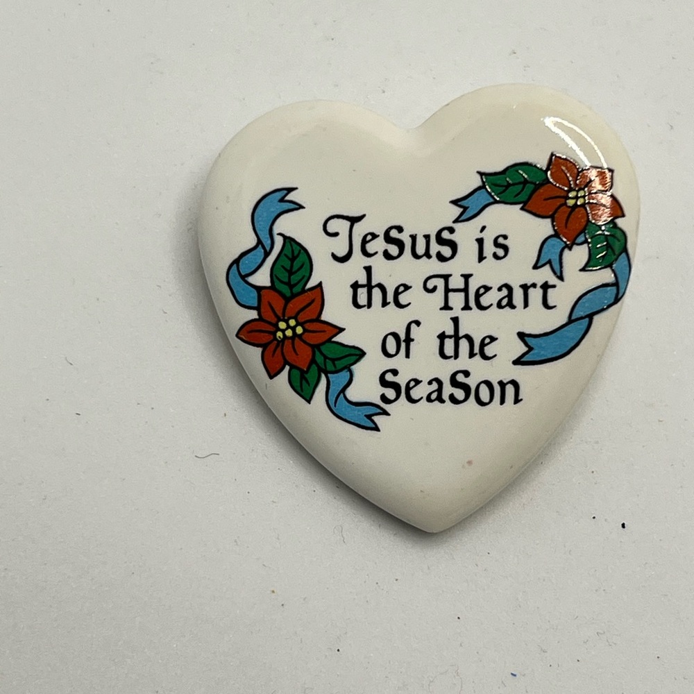 Jesus Is the Heart of the Season Ceramic Christmas Pin 1994 HOL House of Lloyd
